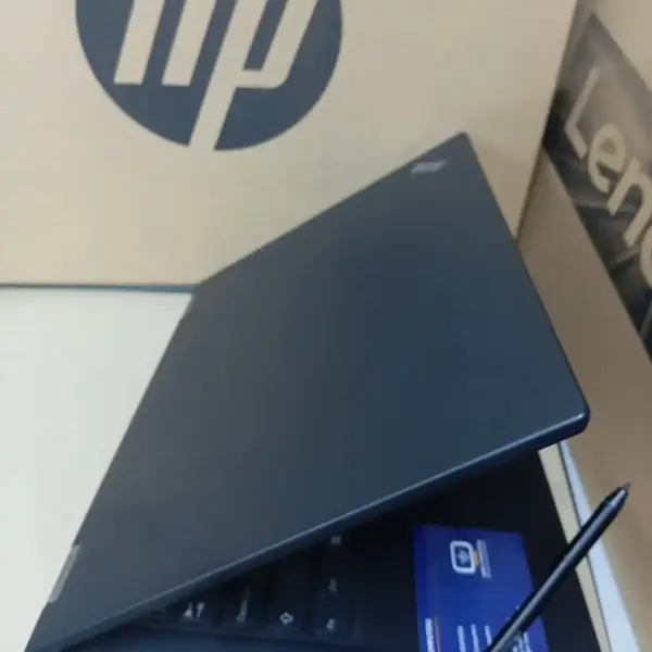 Lenovo Yoga 370